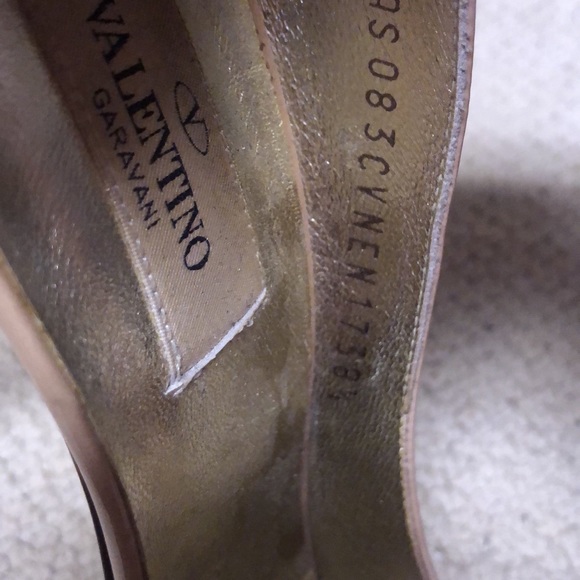 Valentino Garavani Couture D’orsay Bow Pumps - Picture 8 of 8